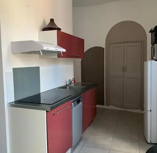 Garrigue Avec La Climatisation Apartment