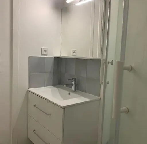 Garrigue Avec La Climatisation Apartment Nîmes